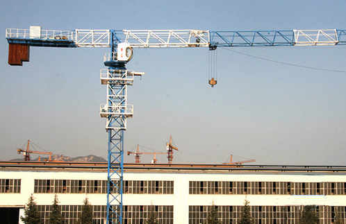 78_貴州品牌塔機(jī)租賃,預(yù)約半個小時內(nèi)抵達(dá)_貴州深海鄰機(jī).